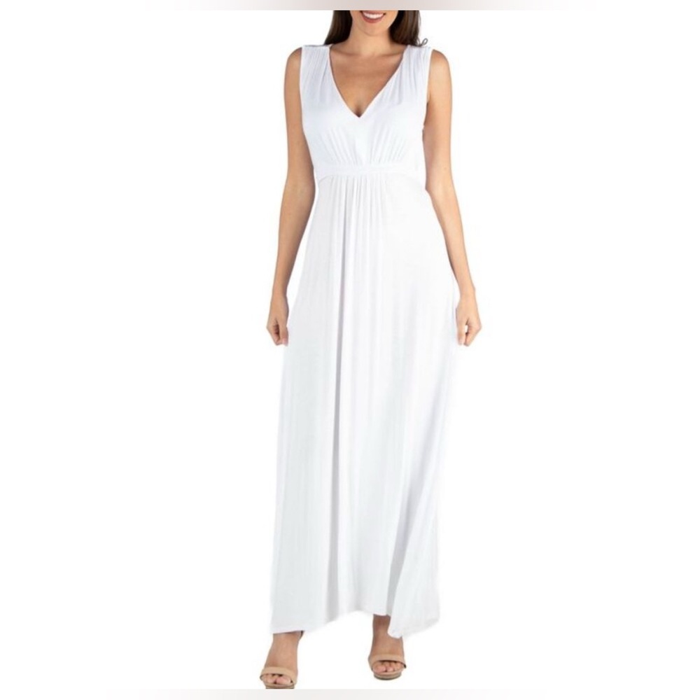 24Seven Comfort Apparel NWT White Sleeveless V-Neck Maxi Size Medium
